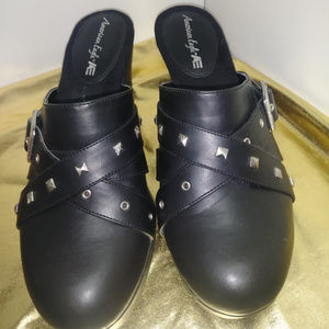 Womens American Eagle Clog Heels black Embellished